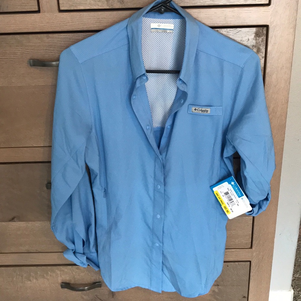 Women’s hiking shirt